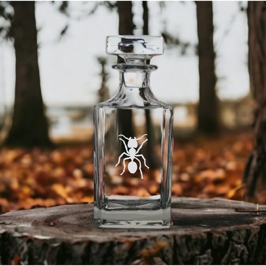 Ant Decanter 26 Oz Bourbon Whiskey Premium Glass Personalize Animal Wildlife NEW