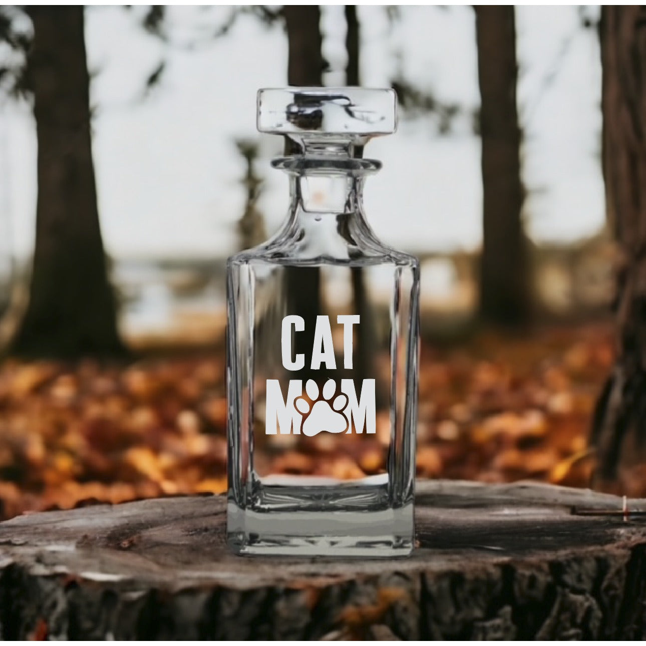 Cat Mom Decanter 26 Oz Bourbon Whiskey Premium Glass Personalize Pet Paw NEW